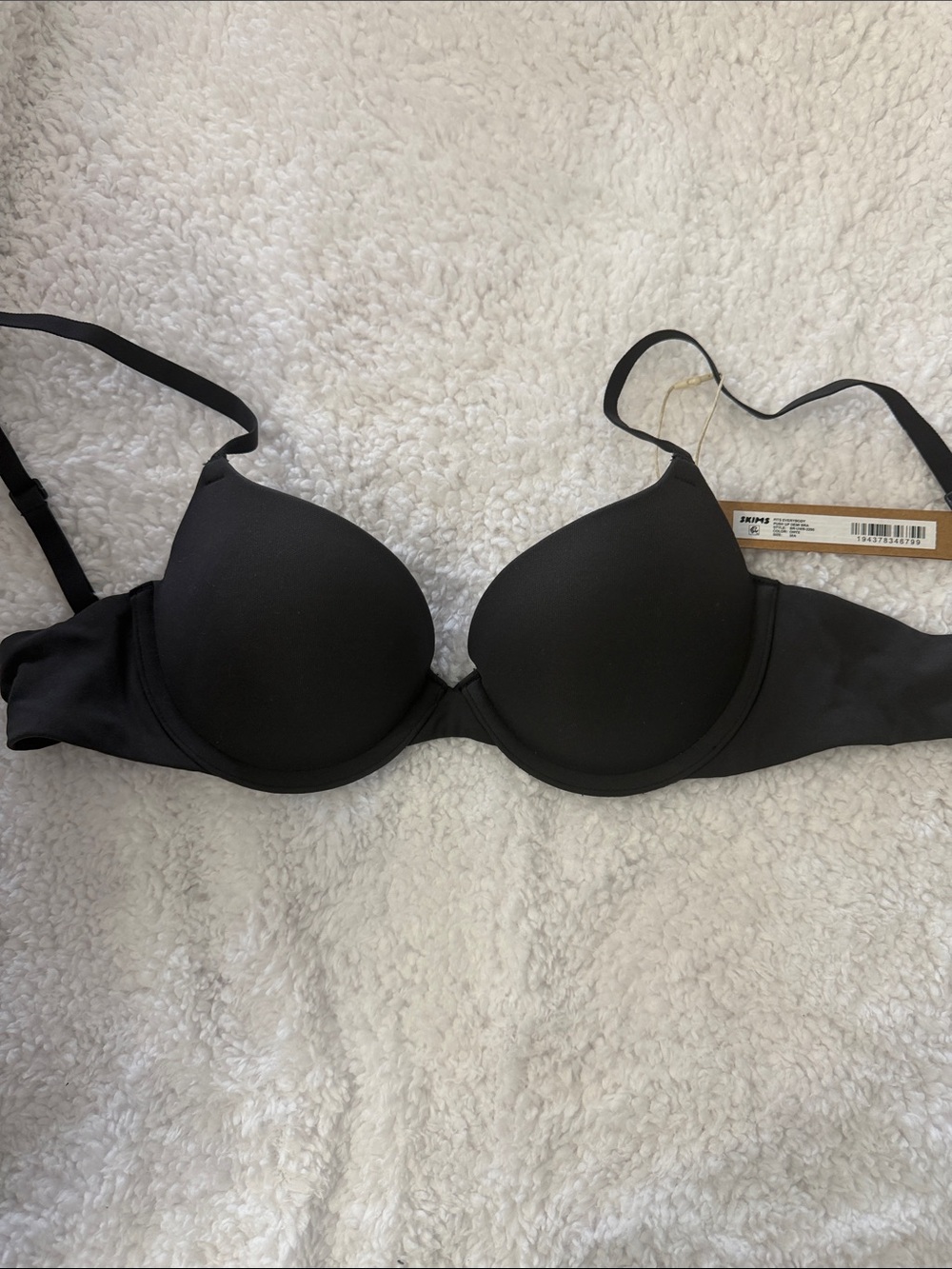 SKIMS Black Molded T-Shirt Bra